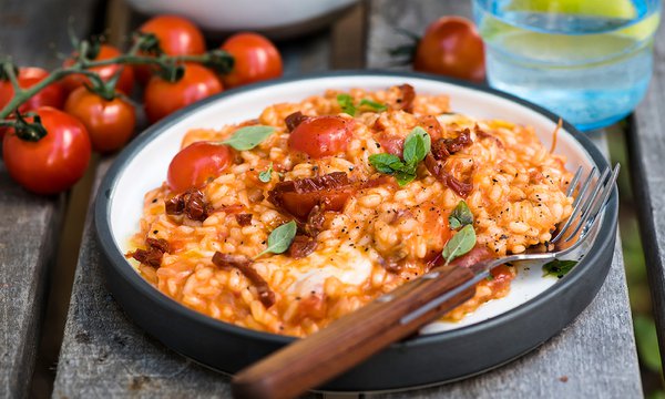 Mausteinen makkarapata ála Napoli